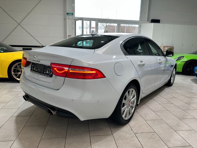 JAGUAR XE 25t 240PS Portfolio Aut. ACC*Leder*Sitzklimat