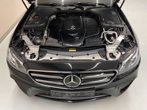 MERCEDES-BENZ E 400