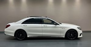 MERCEDES-BENZ S 63 AMG