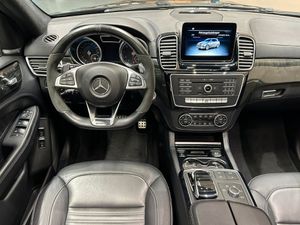 MERCEDES-BENZ GLE 500