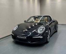 PORSCHE 991