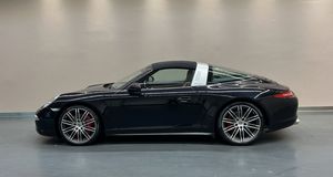 PORSCHE 991