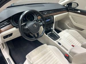 VW Passat Variant