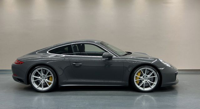 PORSCHE 991