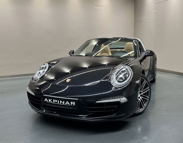 PORSCHE 991