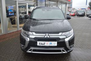 MITSUBISHI Plug-in Hybrid Outlander