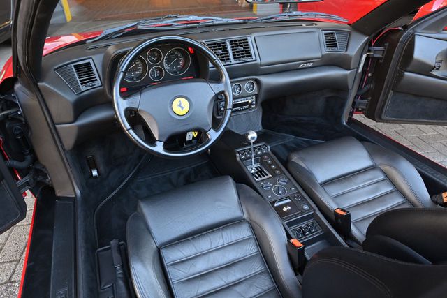 FERRARI F355