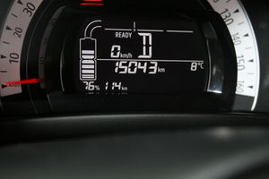 RENAULT Twingo Vibes Electric mit Navi: nur 16.000km!!