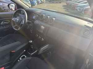 DACIA Duster Prestige mit Navi: nur 75.000km!!