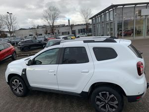 DACIA Duster Prestige mit Navi und AKH: nur 71tkm!