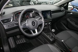 RENAULT Clio mit Navi und Klima: 2022er mit 31tkm!