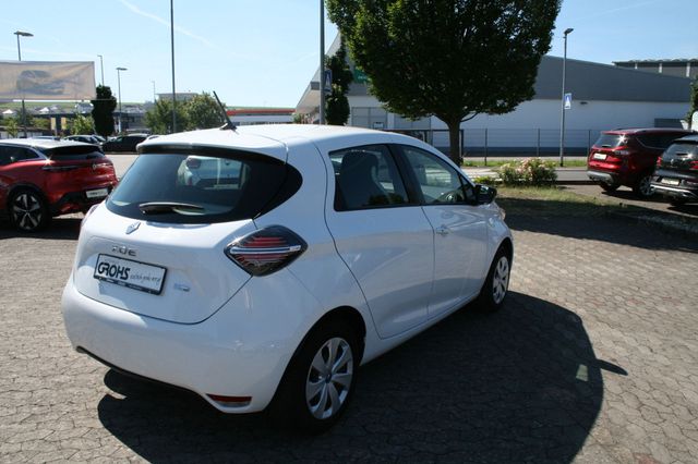 RENAULT ZOE