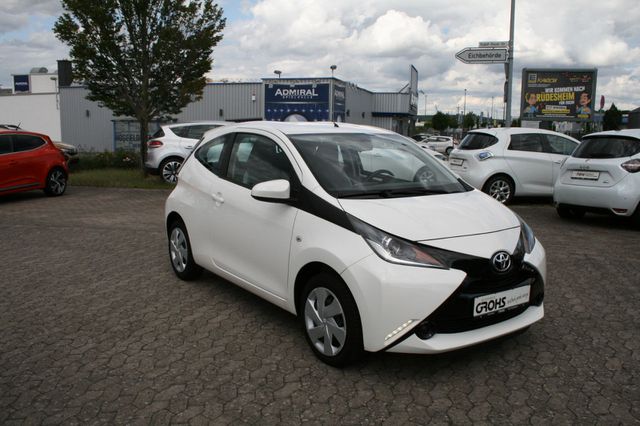 TOYOTA Aygo (X)