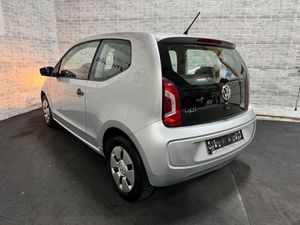 VW up! 1.0  take