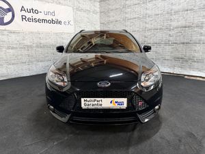 FORD Focus Turnier ST 2.0 EcoBoost / LED/CAM/NAVI