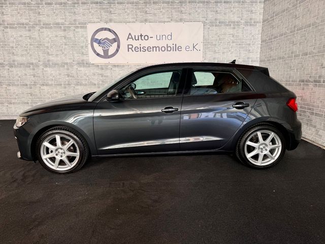 AUDI A1 Sportback 1.5 TFSI ACT/DSG /NAVI/