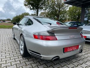 PORSCHE 996