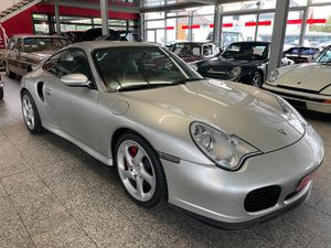 PORSCHE 996