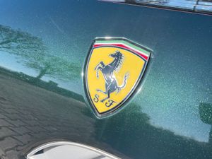 FERRARI California 30 - 4-Sitzer - verde- Top-Optionen