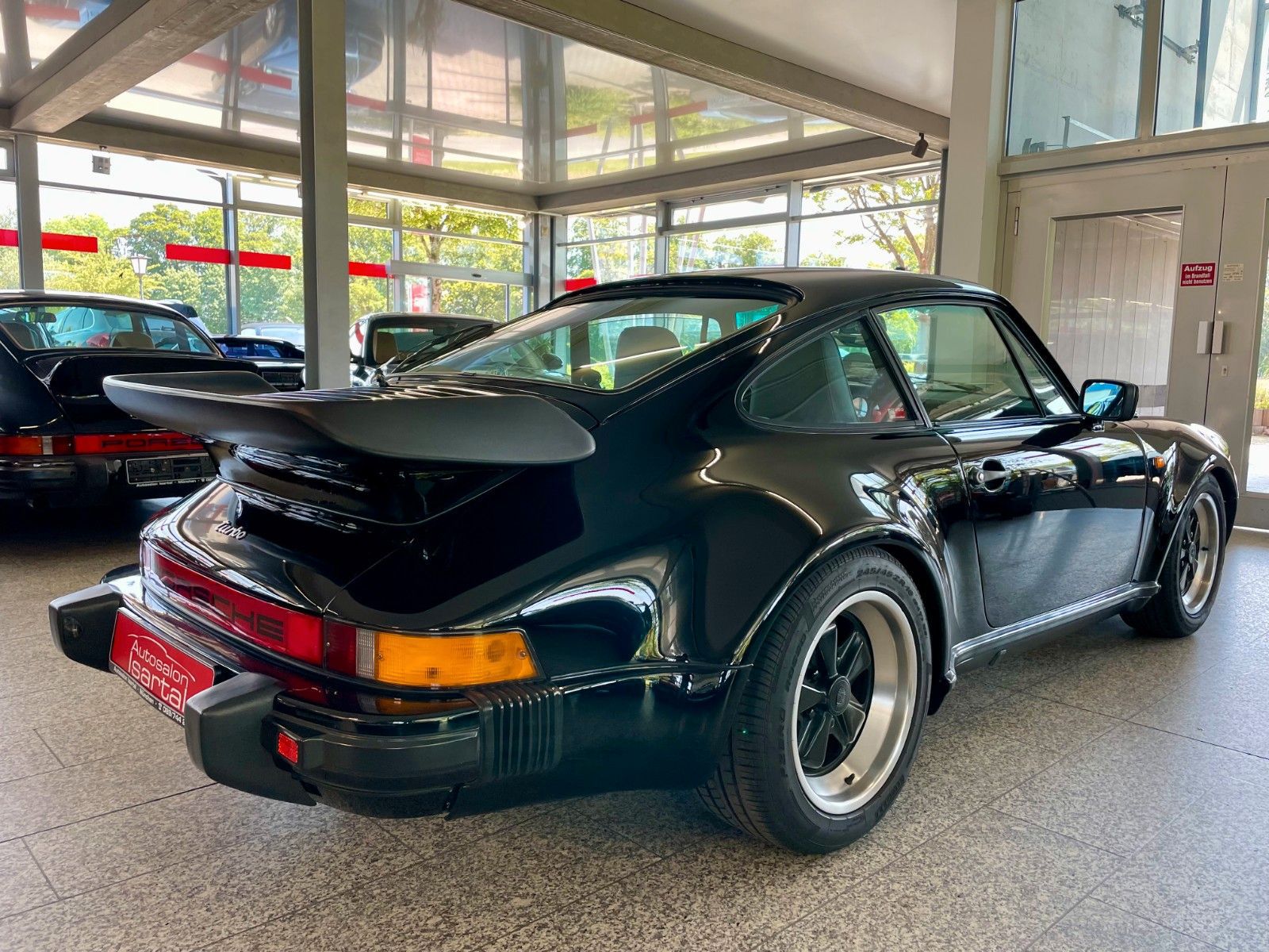 PORSCHE 911 Urmodell 911 930 turbo - dt. Fzg-Motor revid.-Bestzustand