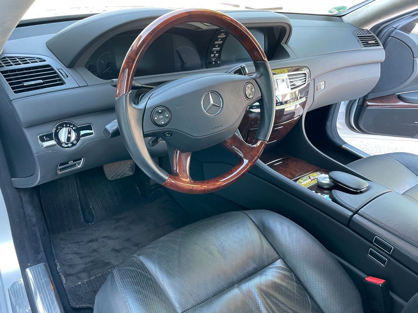 MERCEDES-BENZ CL 500