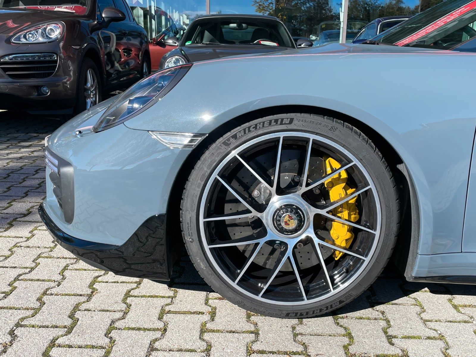 PORSCHE 991 Turbo S - R*U*F - dt. Auto- 1.Hand -548 KW !