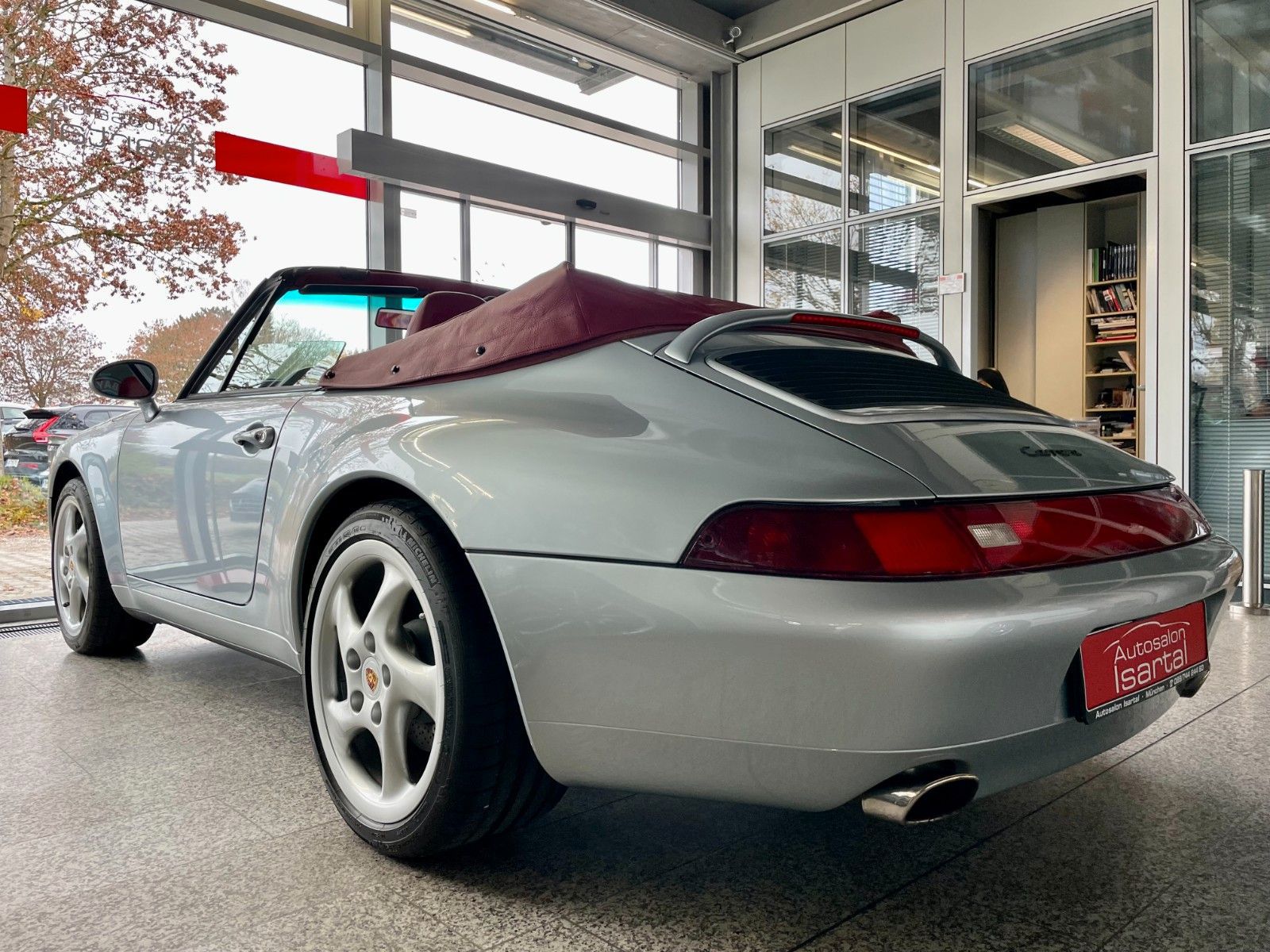 PORSCHE 993 Carrera 2 Cabrio - 6-Gg. - orig. 5tkm!!