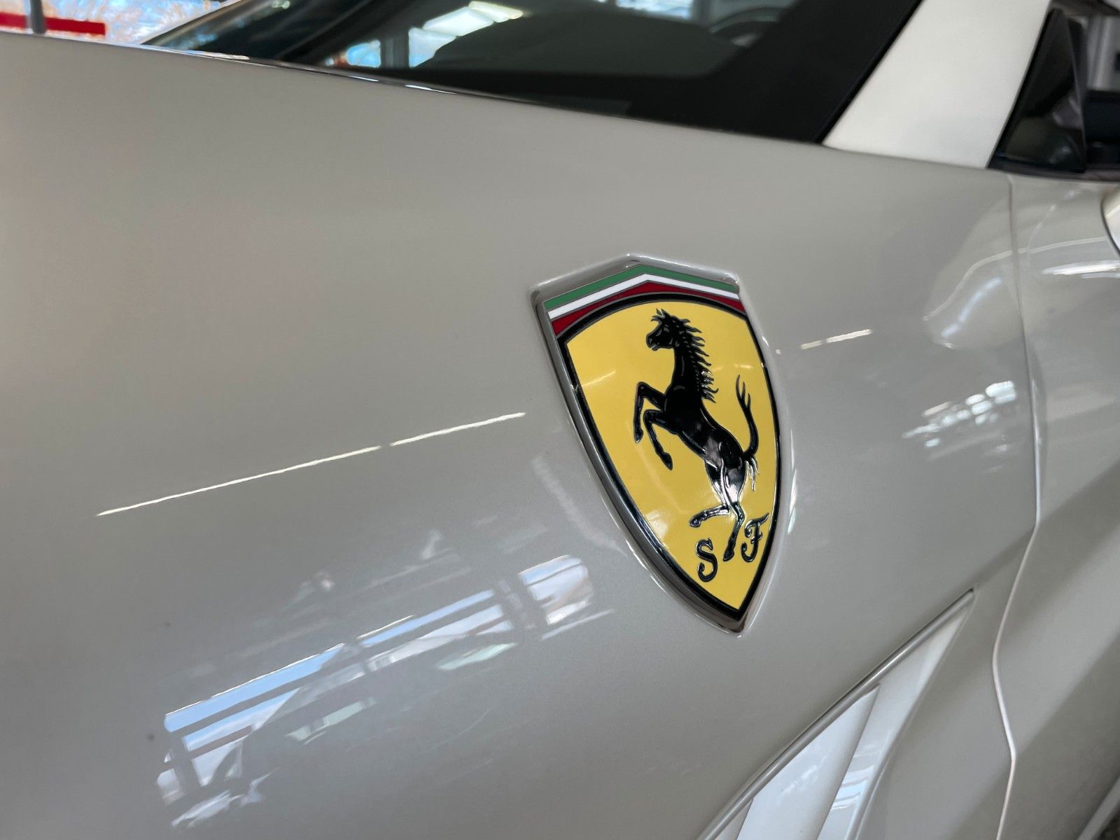 FERRARI California 30 -dt. Fzg.- Daytona- Carbon, etc.