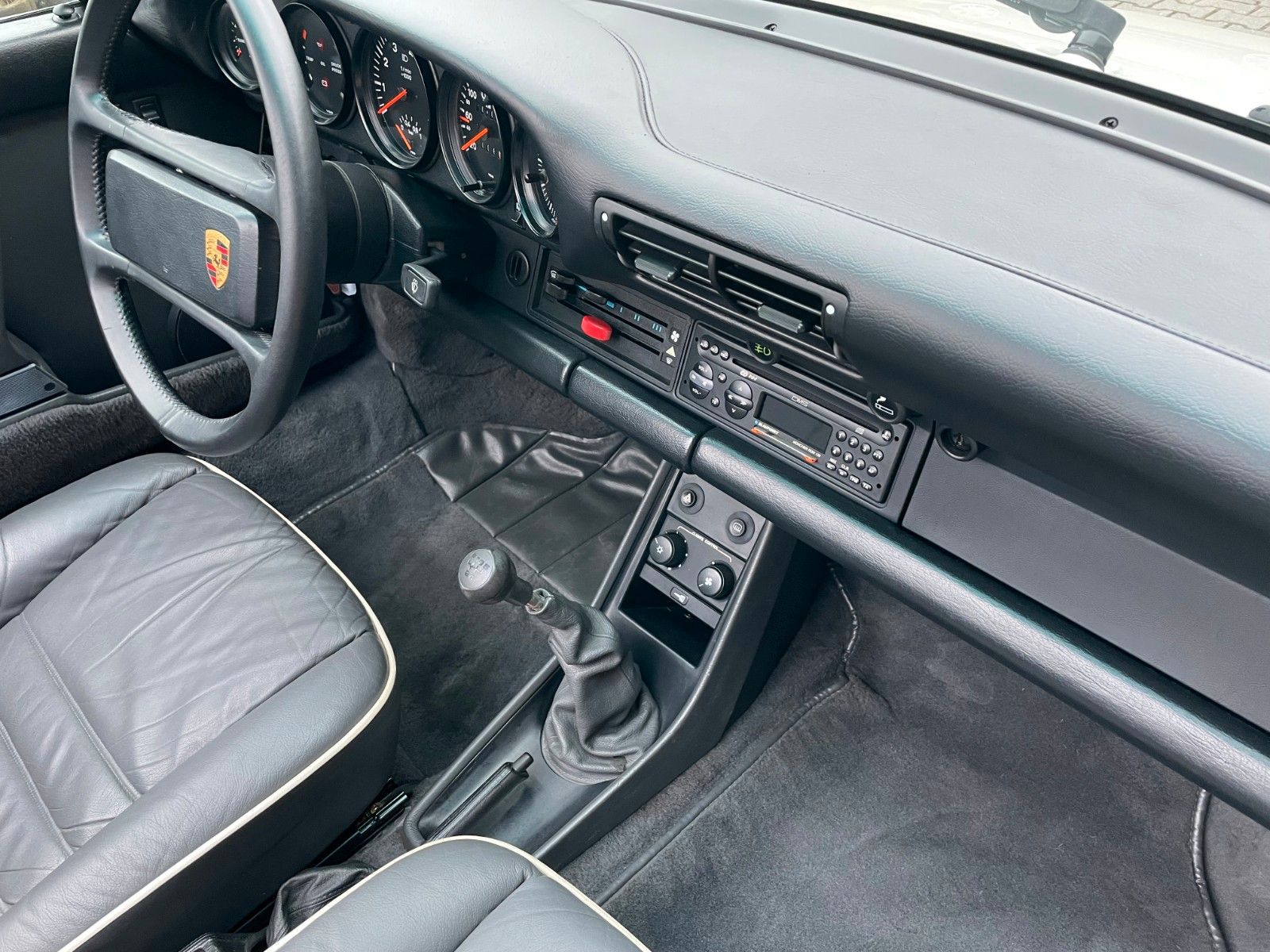 PORSCHE 930 911  turbo Cabrio - 5-Gg. - orig. Slantnose !