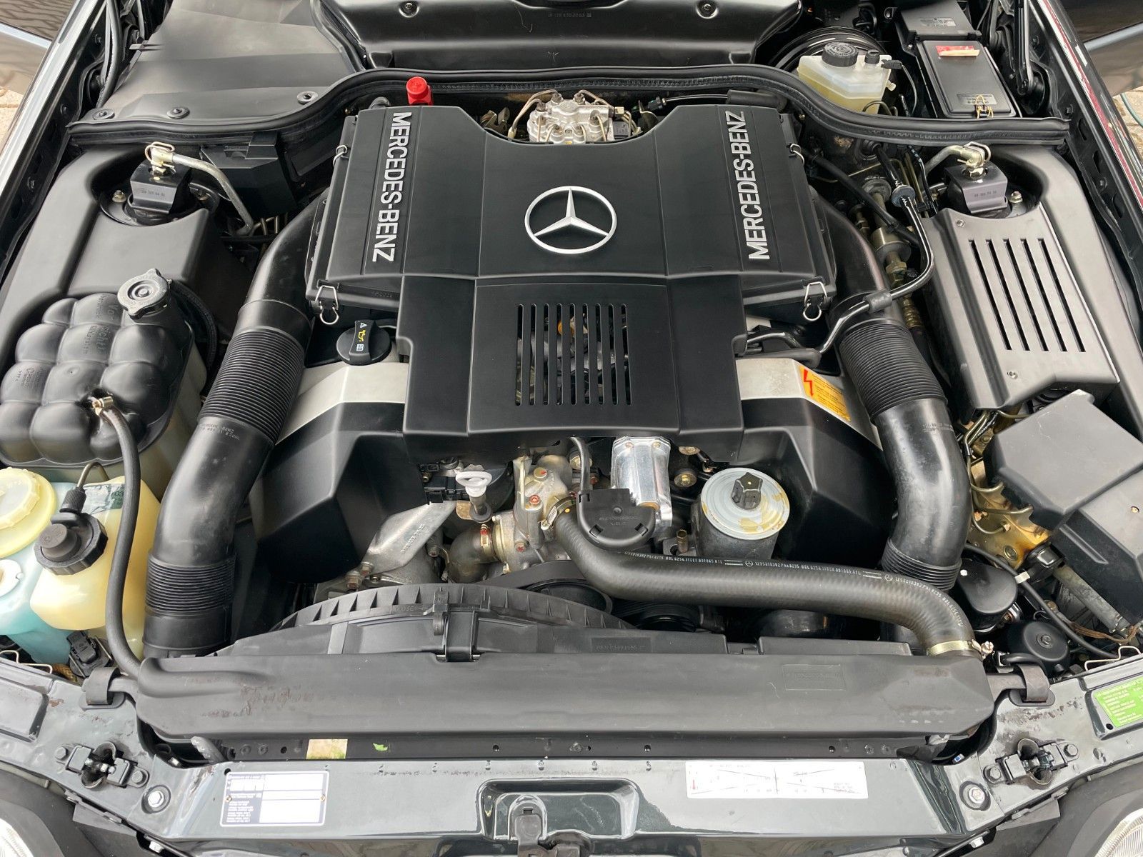 MERCEDES-BENZ SL 500 -1.Hd.-dt.Auto- 64tkm! - gr. KD neu