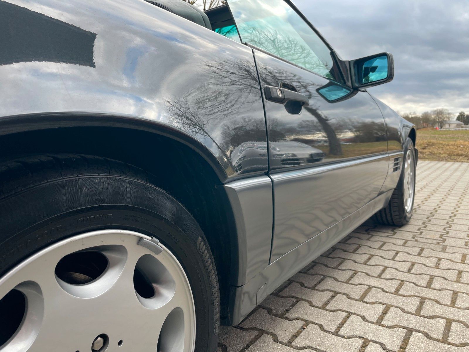 MERCEDES-BENZ SL 500 -1.Hd.-dt.Auto- 64tkm! - gr. KD neu