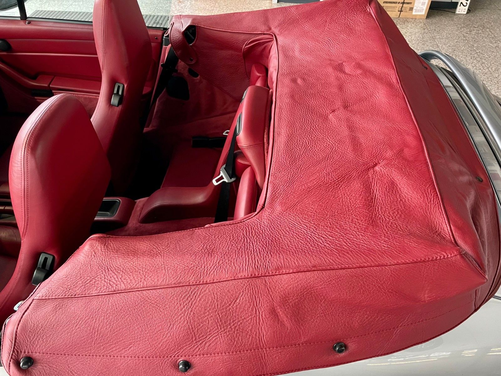 PORSCHE 911 Urmodell 993 Carrera 2 Cabrio - 6-Gg. - orig. 5tkm!!