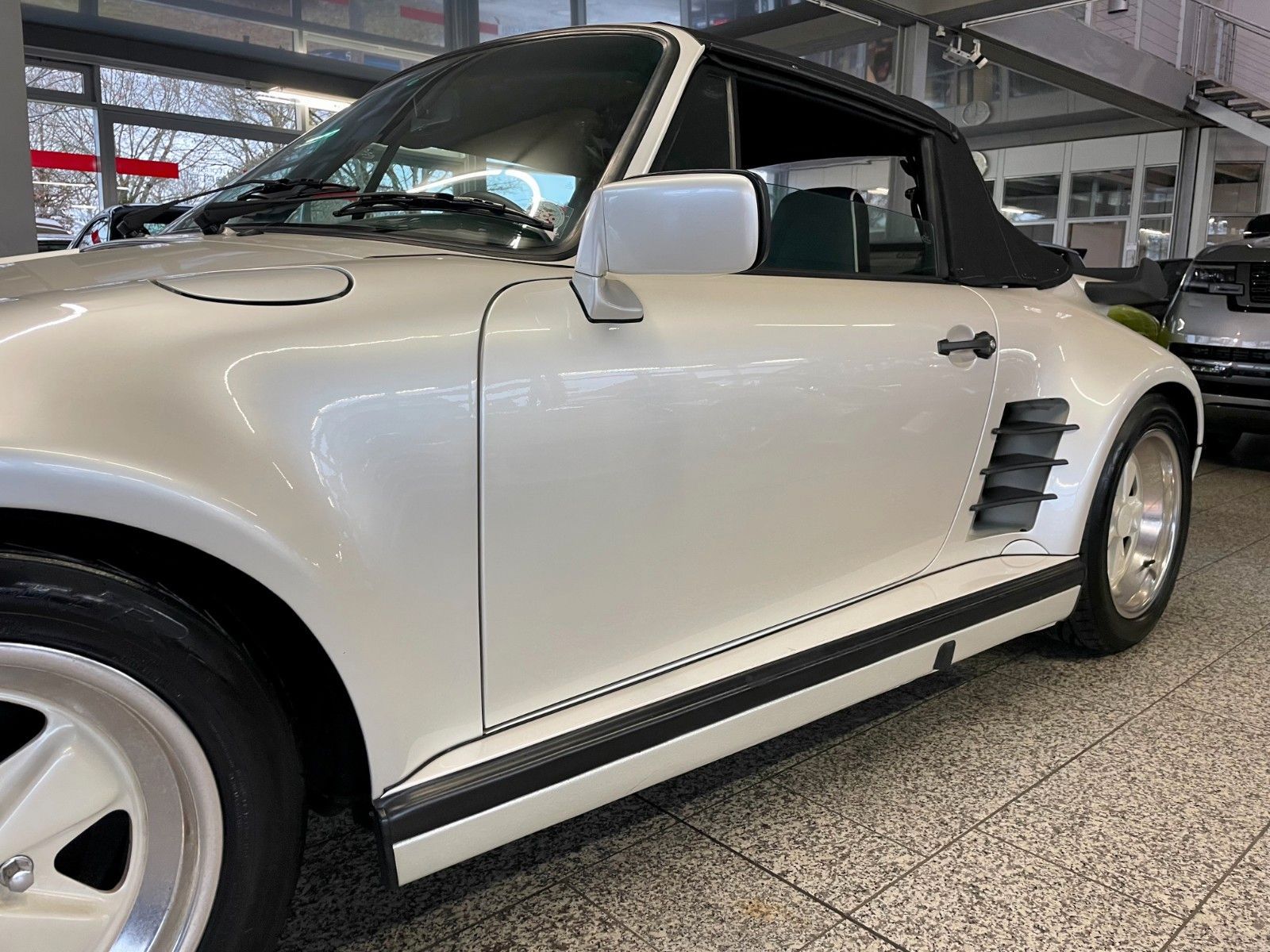 PORSCHE 911 Urmodell 911 930 turbo Cabrio - 5-Gg. - orig. Slantnose