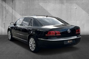 VW Phaeton