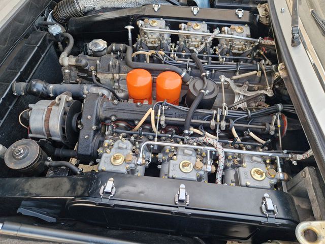 FERRARI 365 GT/4 2+2 *GTC Motor*