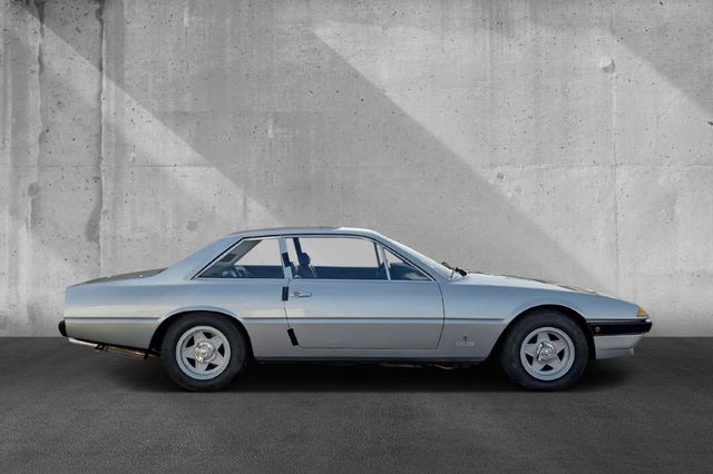 FERRARI 365