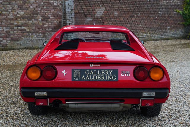 FERRARI 308 GTB Vetroresina European version, Rosso Chia