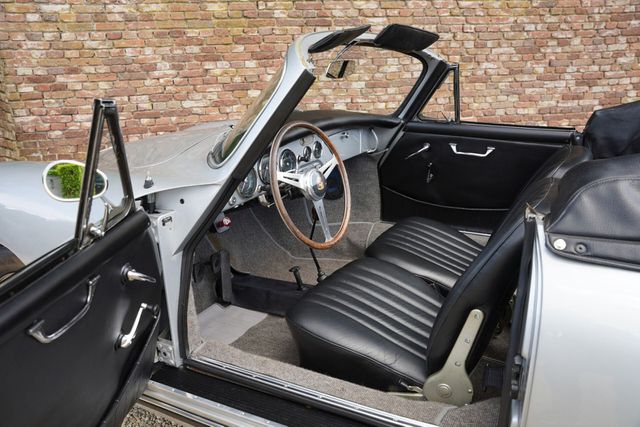 PORSCHE 356 A 1600 Convertible Matching numbers - Offere