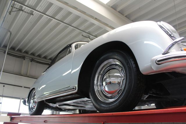 PORSCHE 356 A 1600 Convertible Matching numbers - Offere