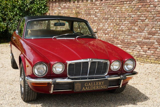 JAGUAR XJ6 4.2 Coupe Equipped with manual gearbox and o