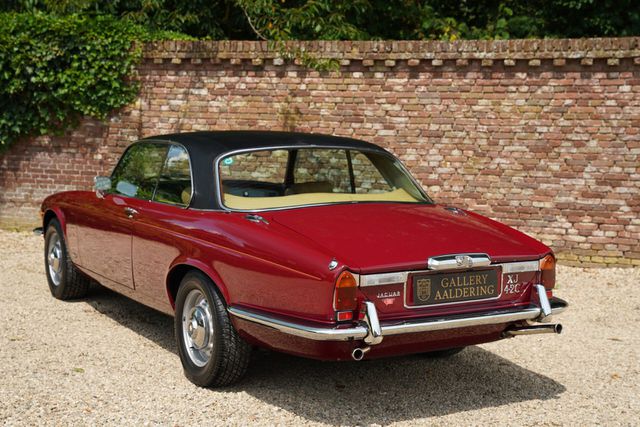 JAGUAR XJ6 4.2 Coupe Equipped with manual gearbox and o