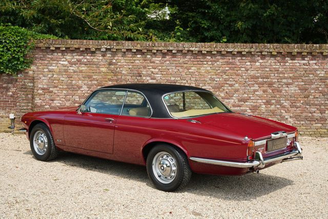 JAGUAR XJ6 4.2 Coupe Equipped with manual gearbox and o