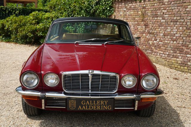 JAGUAR XJ6 4.2 Coupe Equipped with manual gearbox and o