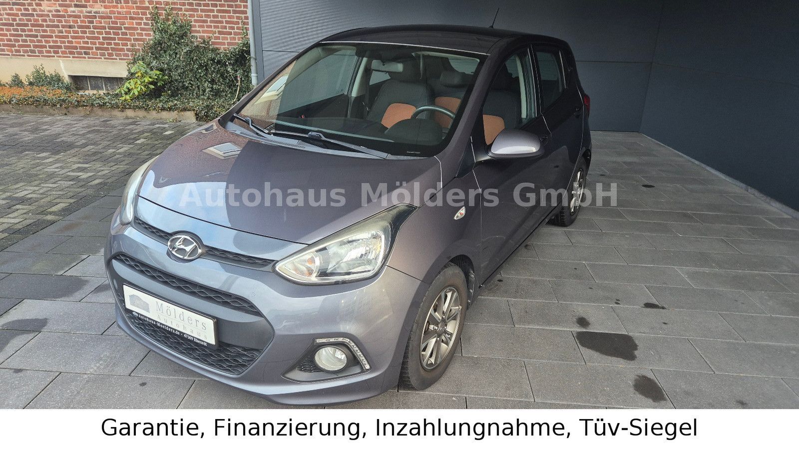 HYUNDAI i10