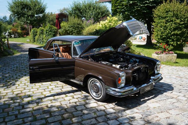 MERCEDES-BENZ 280 SE 3.5 Coupe,Restauriert bei DB, Klimaanlage