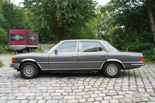 MERCEDES-BENZ 450 6.9 SEL, Ex-Vorstandsfzg. Dassault / France