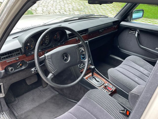 MERCEDES-BENZ 450 SEL 6.9, Erstbesitz Beckenbauer