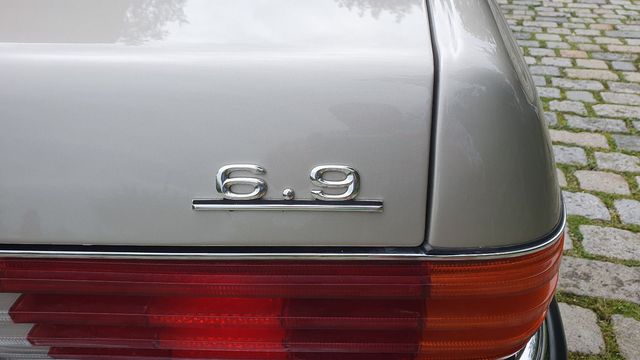 MERCEDES-BENZ 450 SEL 6.9, Erstbesitz Beckenbauer