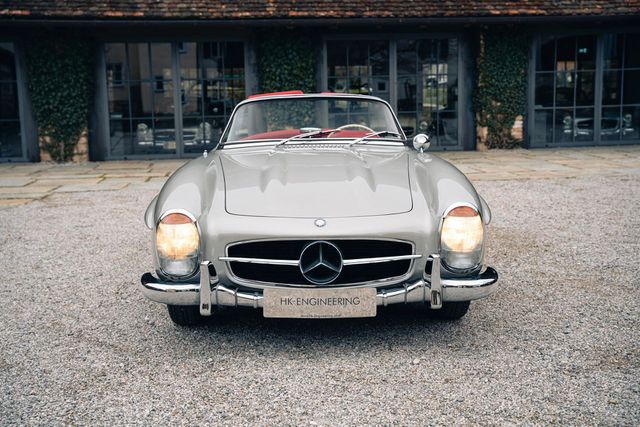 MERCEDES-BENZ 300 SL Roadster vollrest., matching numbers