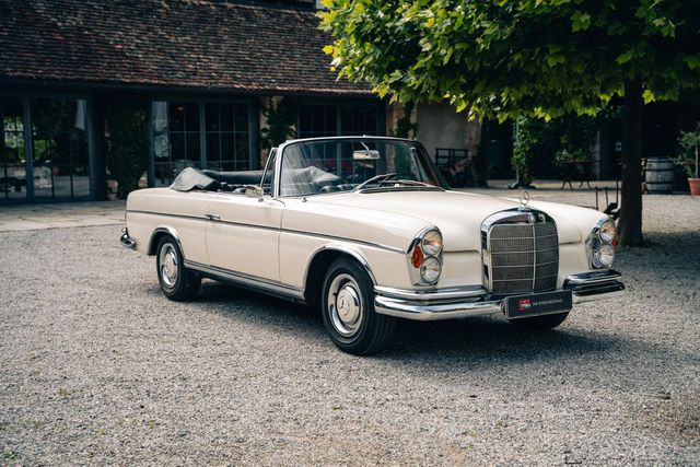 MERCEDES-BENZ 300 SE Cabriolet mit großartiger Historie!